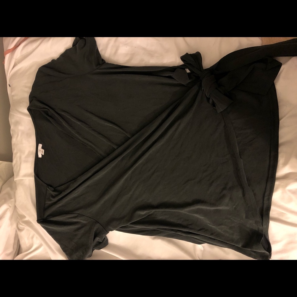 Tie front top